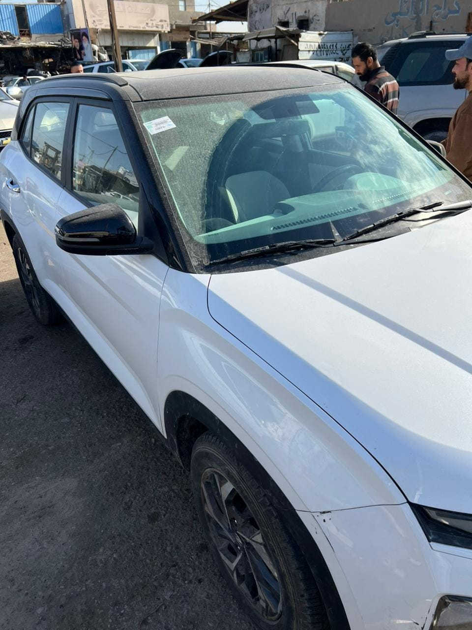 للبيع
سياره كريته جديده 
 #موديل 2025
حادث بسيط كما موضح بالصوره
#رقم بيه( بصره) 
بس الي شراي يصعده هزه وصير بسمه
#عنوان السياره بصره
#السعر 165ورقه 
#للاستفسار اكثر تواصل مع صاحب السيارة ع الرقم التالي ***********
