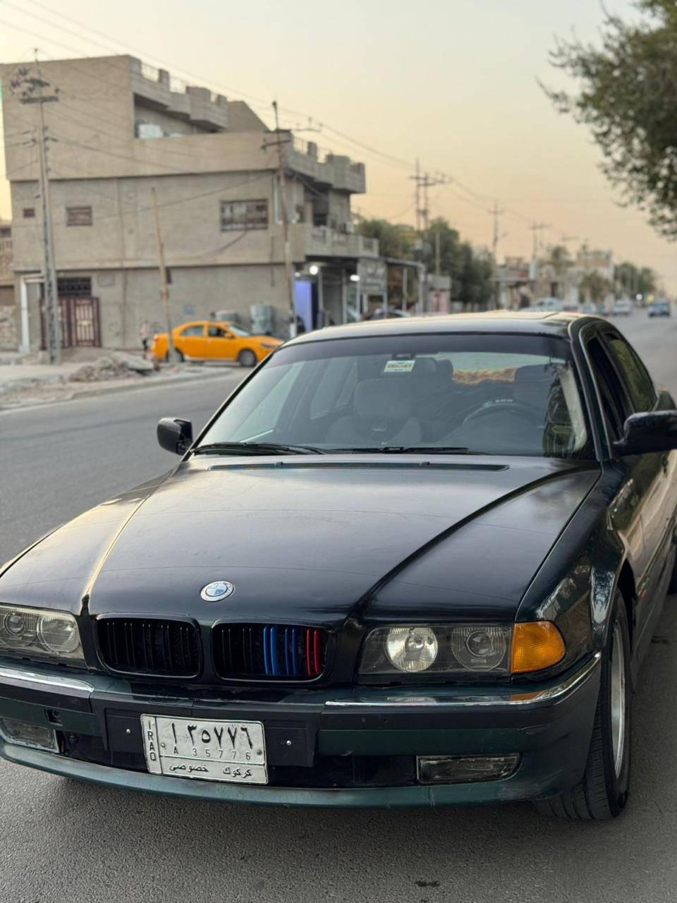 سلام عليكم BMW موديل 1999 محرك كير كهربائية كله بل شرط +شرط التحويل رقم كركوك السعر 60وبيها مجال قليل التفاصيل الباقيه اتصل على هاذ الرقم ***********
