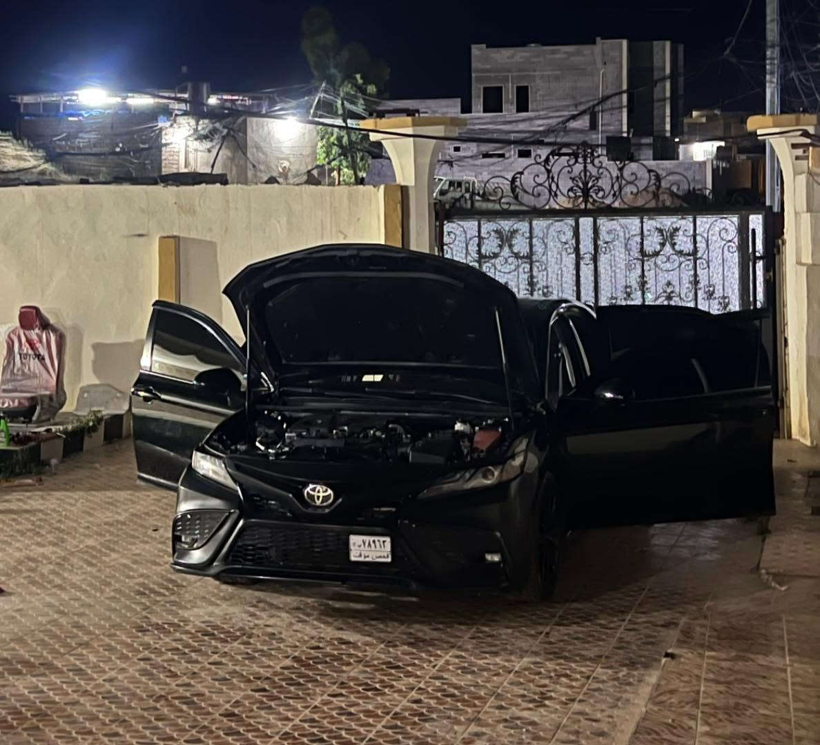 السلام عليكم  للبيع كامري xse24
فول مواصفات عده الفتحه 

مواصفات الفول معروفه 

كشن هيتر 

داخل احمر 

رادار تحديد مسار 

حساسات خلفيه كامره دواره 

عداد المشي 35 الف كيلو

سياره منفيس حره تترقم جميع المحافضات عده الشمال

كير محرك شرط 

تدفئه نار تبريد يعوزو  تبديل اصبع كمبريسر فقط

سياره مصروف عليها 

ضرر السياره اربع قطع  بيها شويه وراس الشاصي اليمين بمكان البدنه بس 

سعر 175 وبيها مجال 

***********
