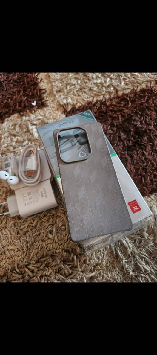 السلام عليكم متوفر انفنكس نوت 50برو 
ذاكره 256
رام 24
جهاز نضيف اب معنى الكلمه كارتونو غراضو وياه كامل سعر خاص


**إذا كنت صاحب هذا الإعلان وتريد حذفه لأي سبب، رجاءا أرسل رسالة إلى الدعم الفني**