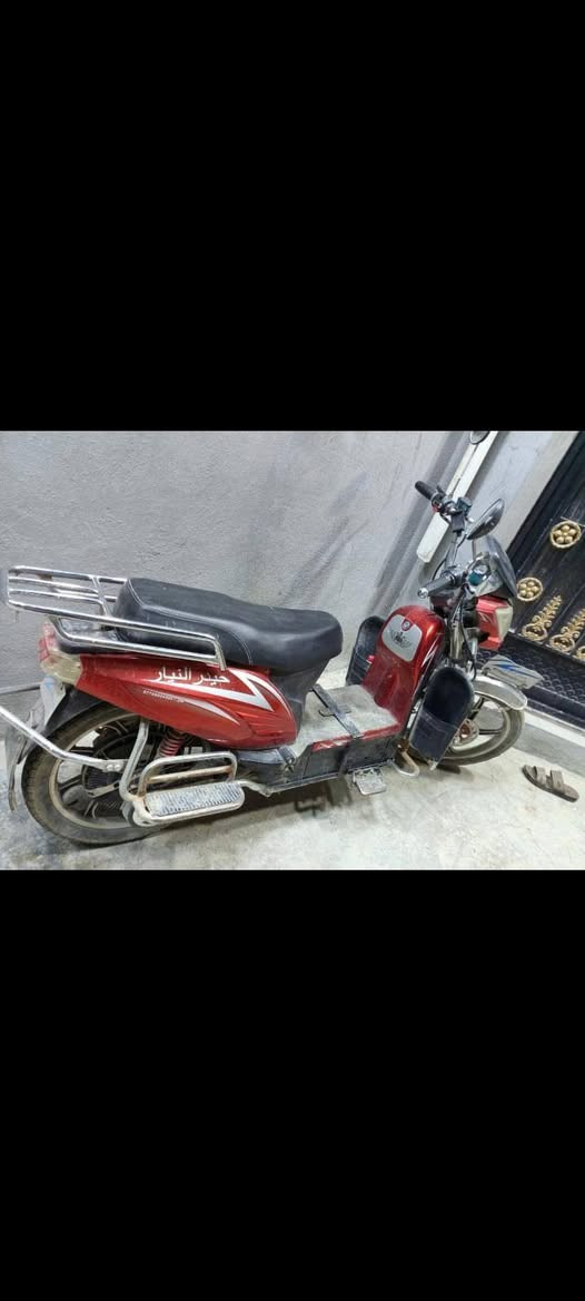 موطور للبيع موديل 2023 بطاريات كلهن 8 بس وحدة 5 السعر 400 بي مجال للشراي مكان الفلوجه الإتصال عله هه الرقم (***********)
