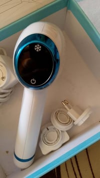 جهاز ليزر • راقي • مكلف