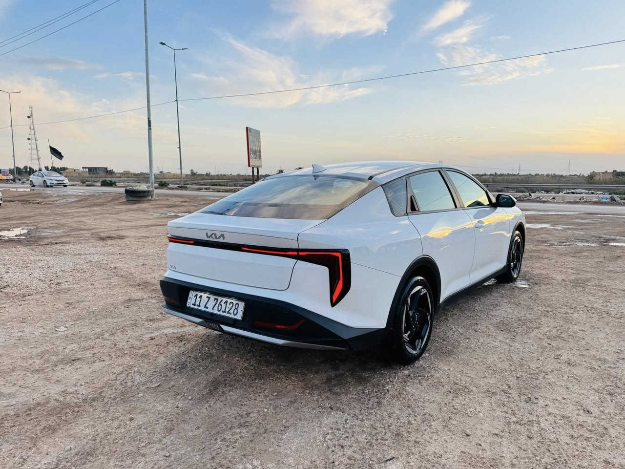 للبيع 

K4موديل 2025خليجيً
مرقم بغداد تحويل مباشر
محرك2000دوش
فول مواصفات
مكفوله كفاله عامه من شخط شرط
سعر 198$وبيه مجال
العنوان المثنئ الرميثه معرض اثير الجياشي التواصل ***********
