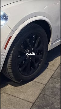 عندي هاذه الويل السود حجمه 20 اريد امراوس ابهاذه الويل الي بصوره رقمي ...
