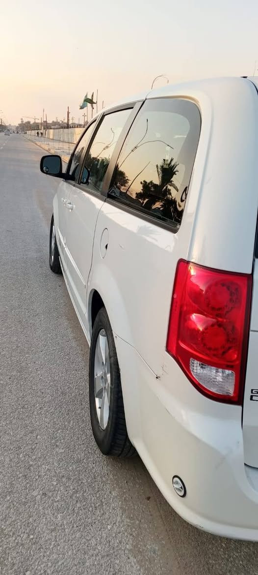 دوج كرفان 2013 رقم بغداد
المواصفات
السياره بيها نضام مانع انزلاق ونضام ايكو تحكم ستيرن السياره جاهزه من محرك وكير جديد حداديه جديده تبريد ٣ قطع تخم تاير جديد شاشه ايباد جديد بيبان ميكانيكي السياره بيها منضومه غاز
السعر138 وبيها مجال قليل السياره حادثه بامريكا بيها باب السايق وجاملغ بدون دواخل وبالعراق ضاربته ستوته الصفحه الثانيه الجاملغ الأيمن الأمامي فقط رقم الهاتف *********** العنوان نجف كوفه النجف, العراق
