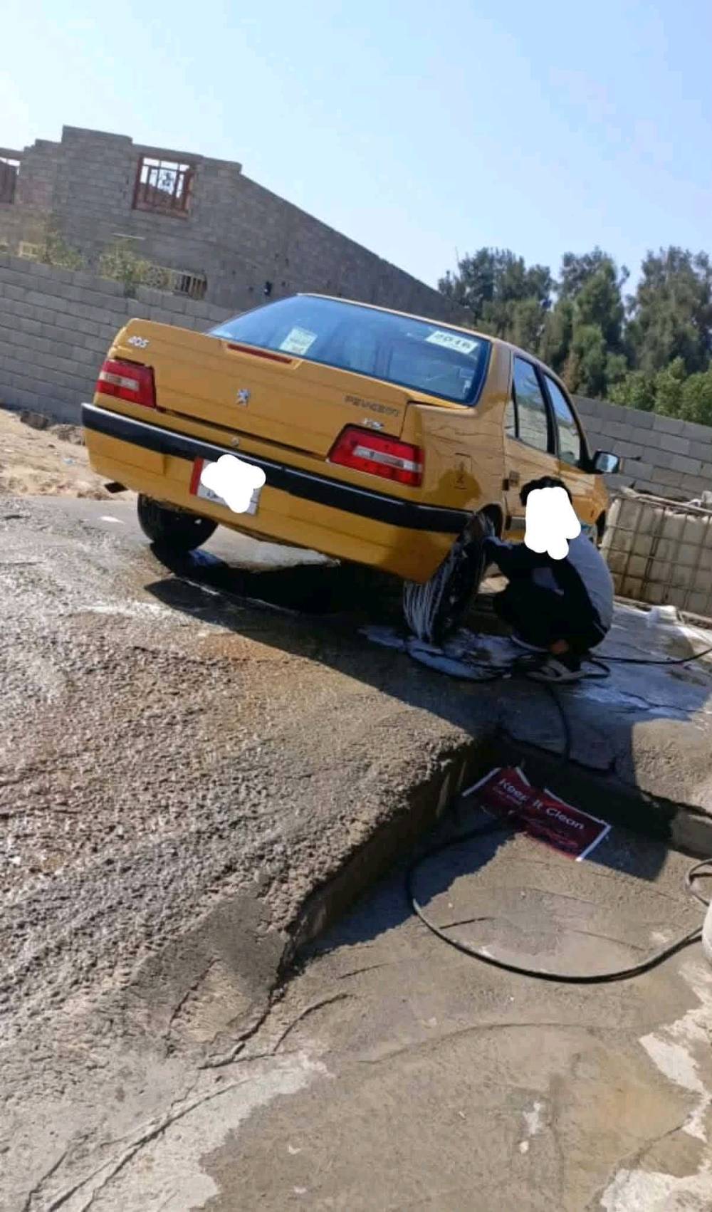 اللهم صلى على محمد وال محمد 
السلام عليكم اخوان 
بيجو اكد مديل 16
مكينة كير حداديه تبريد كفاله

بيه جاملغ بارد خلفي 
راعيه يريد مداور  تستلم رقم نكليزي 
سنويته منتهيه ب21
هيه ع المشتري 
السعر 41 
عنوان البصره متواجد واتساب ***********