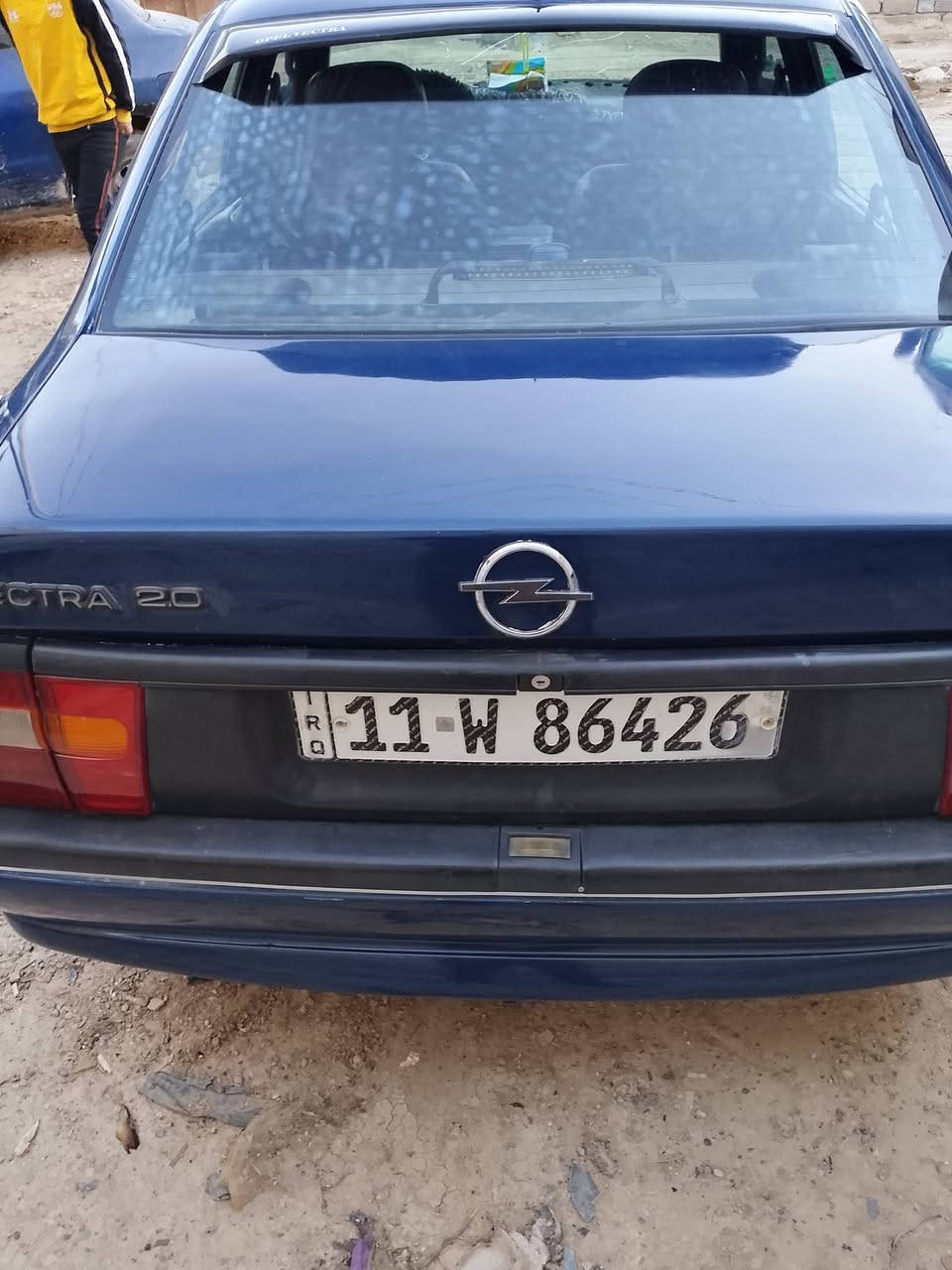 فكترا موديل 92محدثة 95سيارة جاهزة من كلشي تخم تأتير جديد صدر خلفي واماممي مصبوغة صبغ  جمالية محرك جديد 2000كير اوتوماتيك كهربائيات جديدة كلهة داخلة كله جديد رقم بغداد مشروع وطني سنوية لواحد واتلاثين ياالله تنتهي تحويل ثاني يوم العسر 44وبيه مجال العنوان صلاح الدين سامراء رقم هاتف ***********
