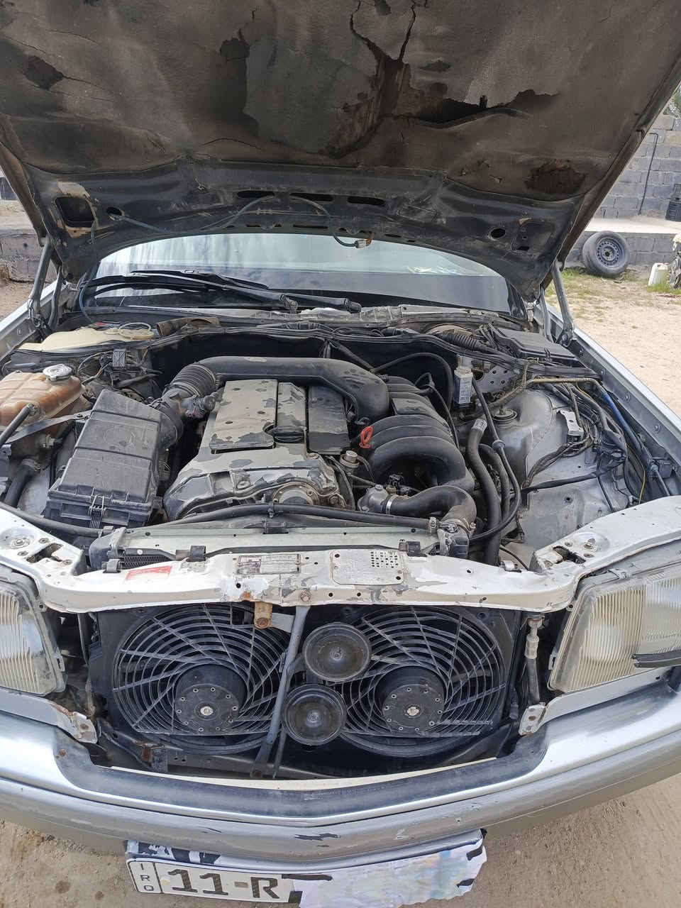 السلام عليكم اخوني عندي هاي السياره جانبو مالسدس الموديل 91 رقم بغداد مشروع وطني تحويل ثاني يوم ماناقصها شي كير اومكينه اوتبريد جاهزه اترايك وين ماتريد متوازي علا بيعها 80 اوبي مجال للطيبين مكانها صقلاويه رقمي *********** الثاني *********** الشراي حياه الله
