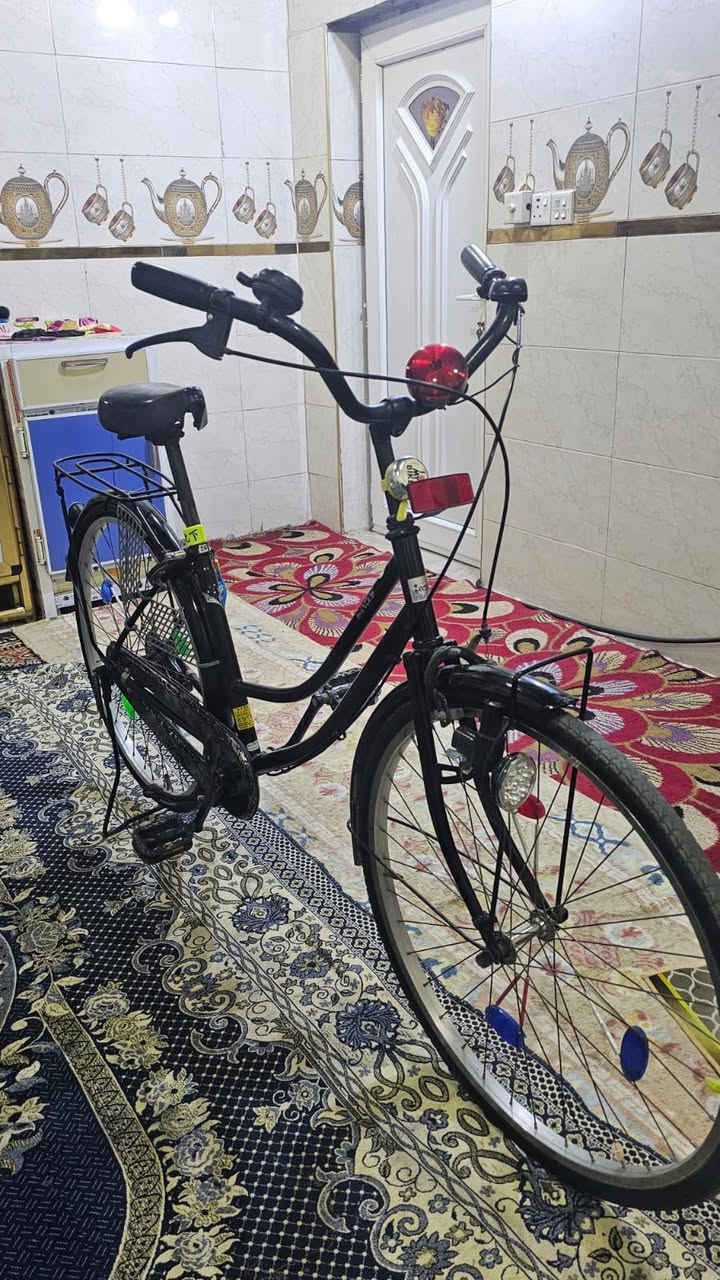 السلام عليكم ... باسكلات للبيع فول نضافه باسكلات درجه اولى الرصاصي ب140 و الاسود 140مكاني كربلاء طويريج السياحي للستفسار مراسله الصفحة أو الاتصال على الرقم ***********
