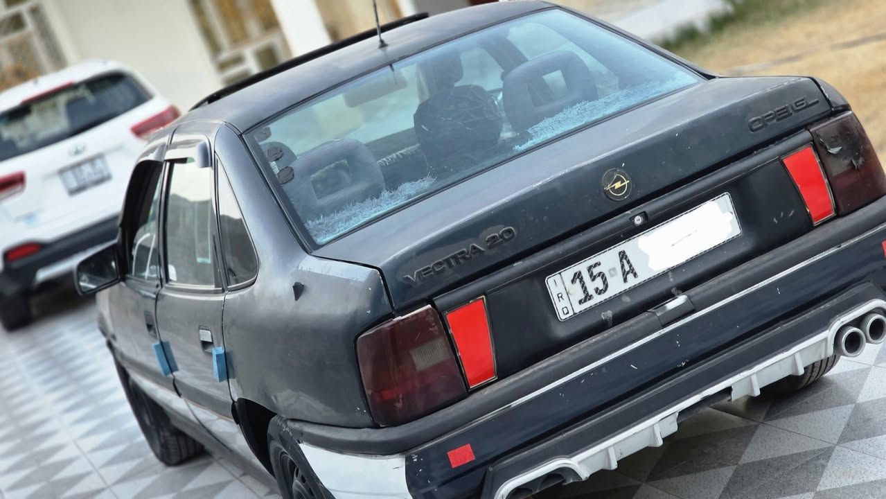 يالله اوبل فكترا موديل 1992 محرك 2000 بلادي سنويه لل30 #تبريد #شغال شرط نقص #غاز تخم تاير محرك كير صدر #كهربائيات كلها شغاله فتحه سقف شغاله #مسجل شغال ترايك وين ماتريد شرط بدون #ضربه #وخويس مكاني رمادي #للاستفسار *********** مكلف بنشر رقم صاحب السياره
