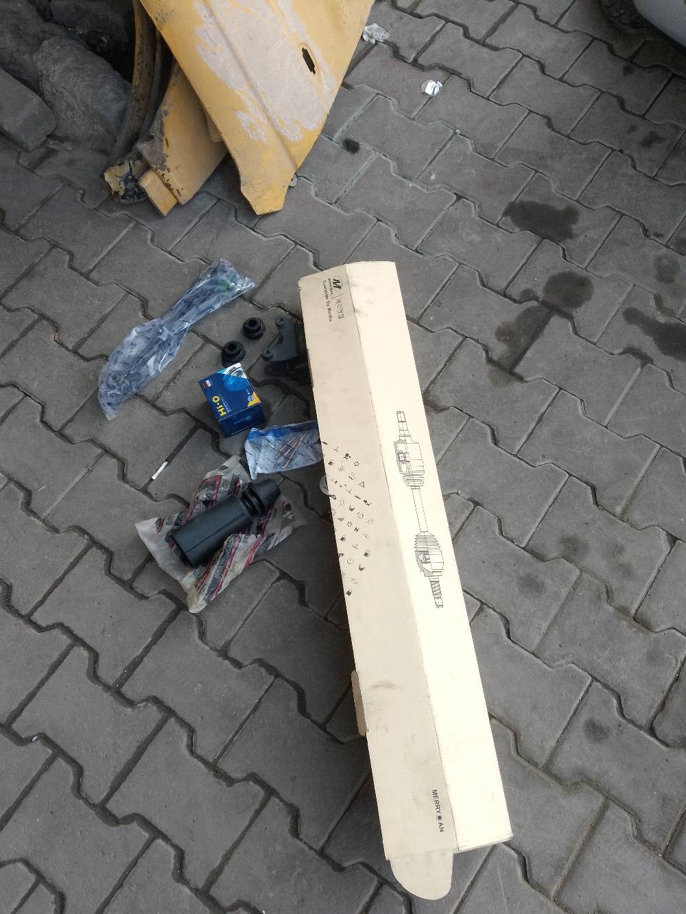 السلام عليكم سايبة 2015 كفالة شواصي سيارة حلوة وخير من الله مسويلها ادامة تبريد شغال بيها كام شفت فقط سيارة بسمي تحويل تاخذ هيئة وغرامة صفر بيها مجال بسيط حگ الجية مكاني بغداد مدينة الصدر 