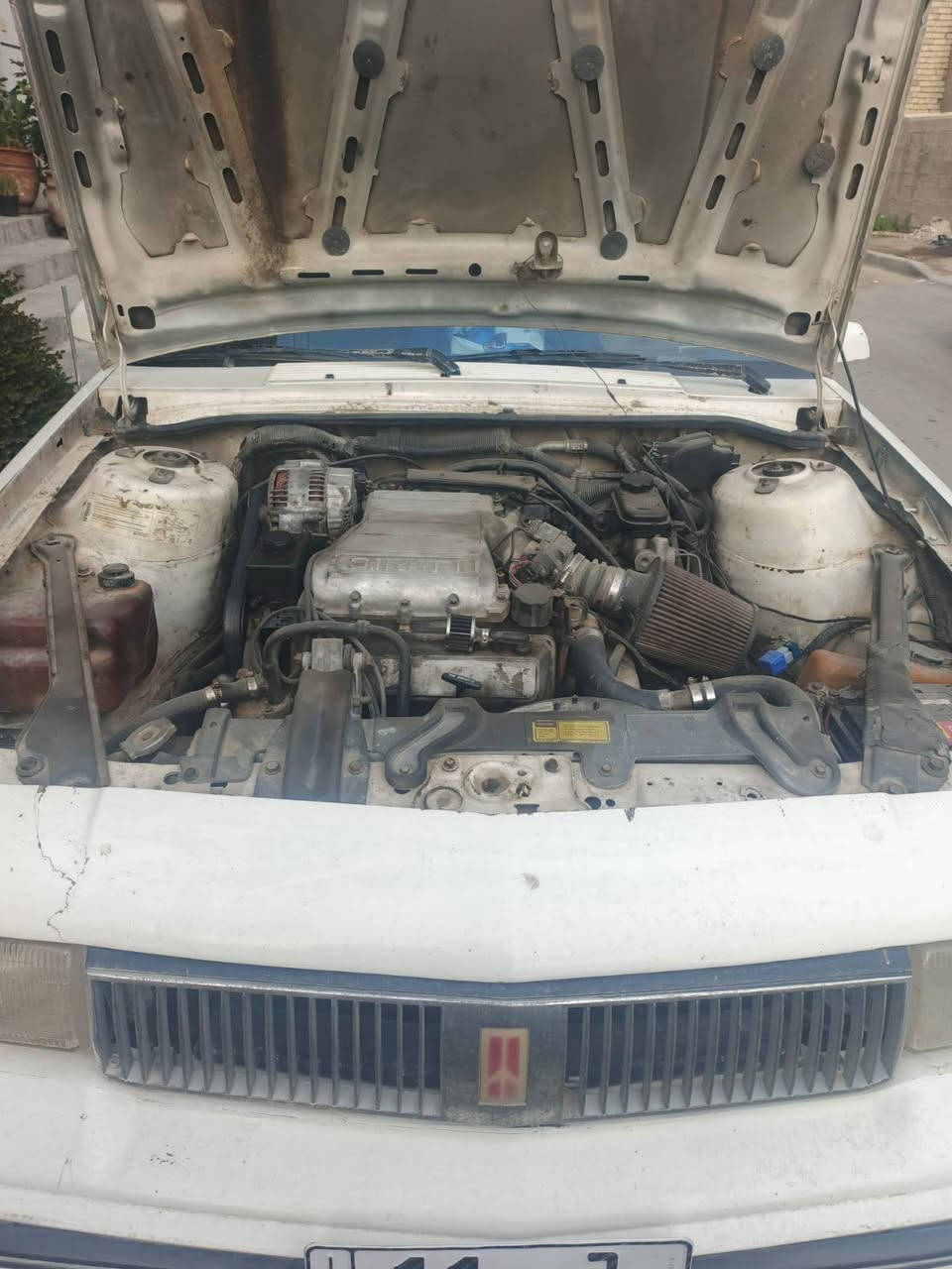 اولدز موبيل موديل ١٩٩٠ جاهزة كير محرك صدر رقم بغداد دولي مكان بغداد ابو غريب ***********واتساب سعرها ٣٥ وبيها مجال
