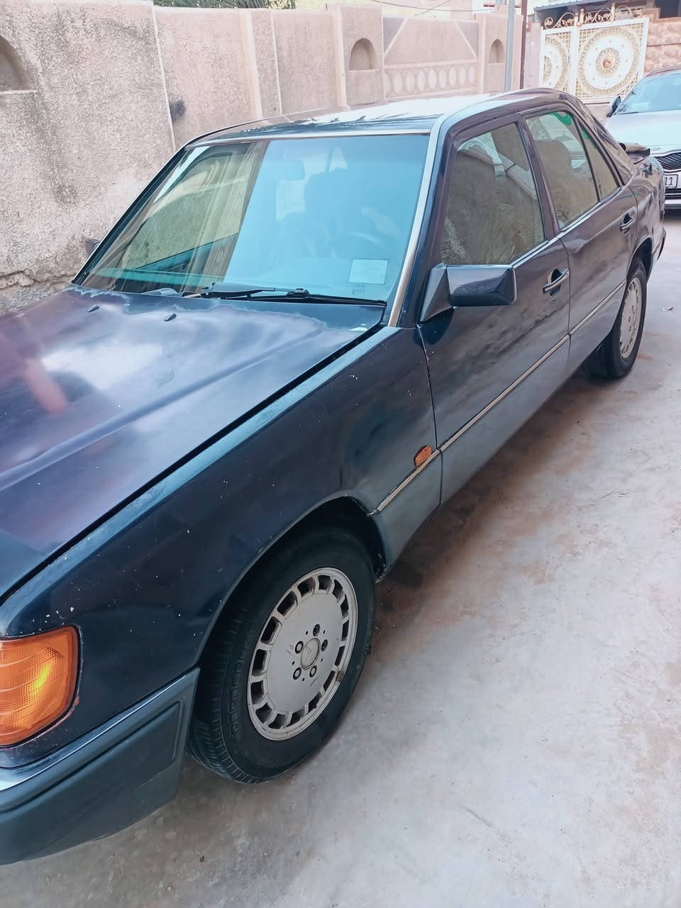 مارسدس موديل 1992 محور محرك بطه 2400 تبريد شغال السعر 50 ورقه وبيها مجال مكانها الكوت ***********
