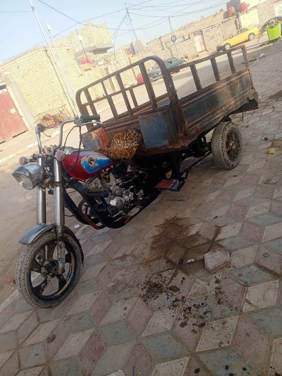 سلام عليك امتيار للبيع كلك اكسن مقفل ويل كب مكينه تخبل سعر 400وبيه مجال مكاني الديوانية الحمزه الشرقي 
***********
