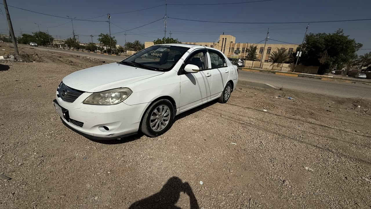 السلام عليكم            السعر 43 ورقة 

بي وايدي G3 2013 

كير عادي لمرغوب  كير ومكينه وحدادية وتبريد شرط لكفالة 

سياره بيه طخه بجملغ الخلفي الايسر وتعمير دوس 
شباب ابيعلك سياره صبغ حزام وبيه خياس من يم الفتحة بل قمارة 

غرفه جديدة باتري جديد سياره جاهز كبل لشارع 
رقم قادسية تحويل مباشر 

مكاني بابل لهاشمية 
 ***********
