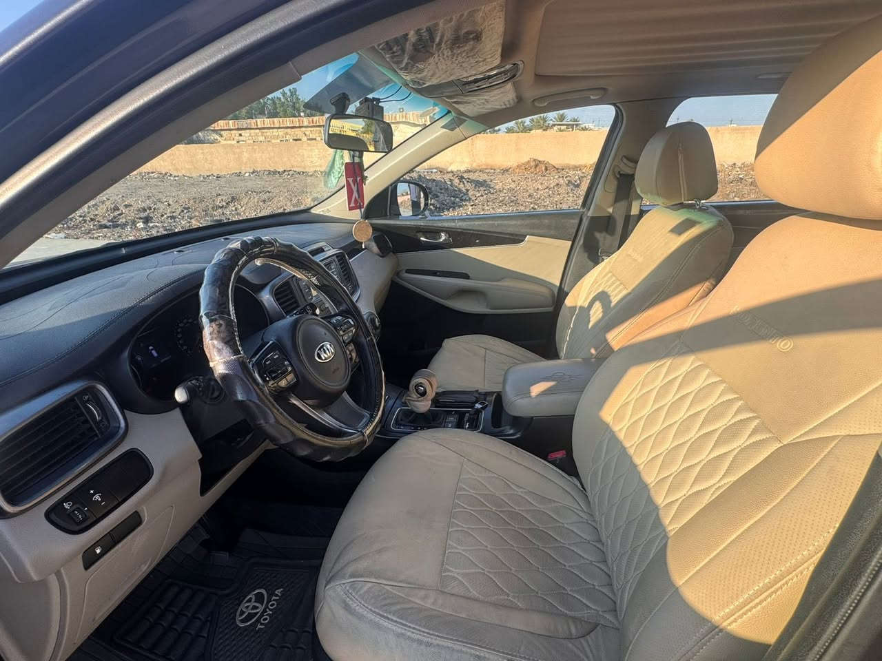 السلام عليكم
سورنتو موديل 2016 

6 سلندر 7 راكب 

سقف بانوراما 

بصمه

 مرايات شفط هواي مواصفات بيه بعد 

السياره مكفوله من كل شي الضربه والمحرك والكير 

رقم بغداد باسمي تحويل ثاني يوم 

عنوان السيارة بعقوبة 

السعر 210 بيها مجال بسيط 

***********
