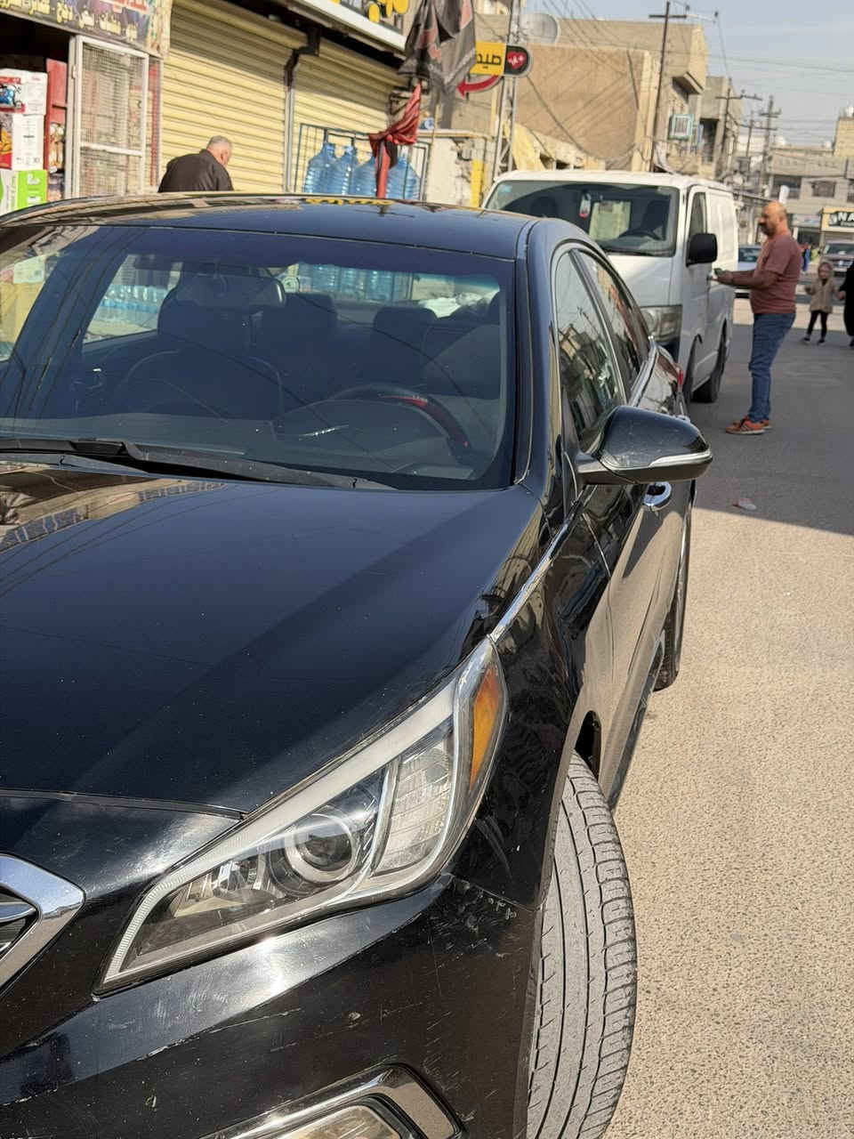 السلام عليكم سوناتا مديل ٢٠١٥ للبيع بسعر مناسب
حادث جاملغ وبنيد 
السياره فول عده الفتحه موصفات سبورت 
محرك ٢٤٠٠ 
السعر ١١٥ وبي مجال لشراي
رقمي ***********
