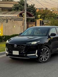 شانجان يوني كي (UNI-K) موديل 2024 فول مواصفات لون اسود نيلي  سقف بانور...