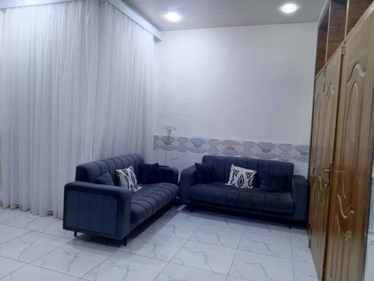 بیع مستعجل
بیت طابو زراعي سند ۲٥
مساحه ۱٥۰
غرفتین 
صالة
استقبال
مطبخ
صحیات داخلي وخارجي
شارع تبلیط، كهرباء، الماء، مولده خط ذهبي
سعر ۸۰ ومجال


**إذا كنت صاحب هذا الإعلان وتريد حذفه لأي سبب، رجاءا أرسل رسالة إلى الدعم الفني**