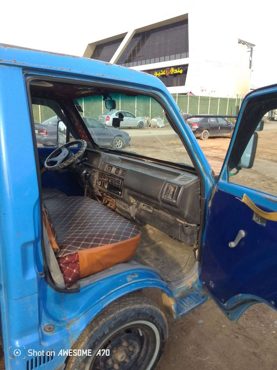 كيا حمل موديل 94 رقم دولي بسمي سعرها 45 رقم *********** مكانها بعقوبة
