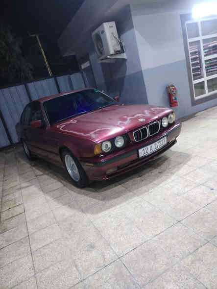 بيئم 525 رقم نينوى جديد موديل 90 سياره وضع شركه بدون صبق وبدون تخه طخم امامي خلفي معمر جديد محرك مبدلو مال كصه قبل شهر سياره جديده داخل جلد سياره فول ايرباك سلايت كير توماتيك السعر 65 وبيها مجال رقم الموبايل ***********
