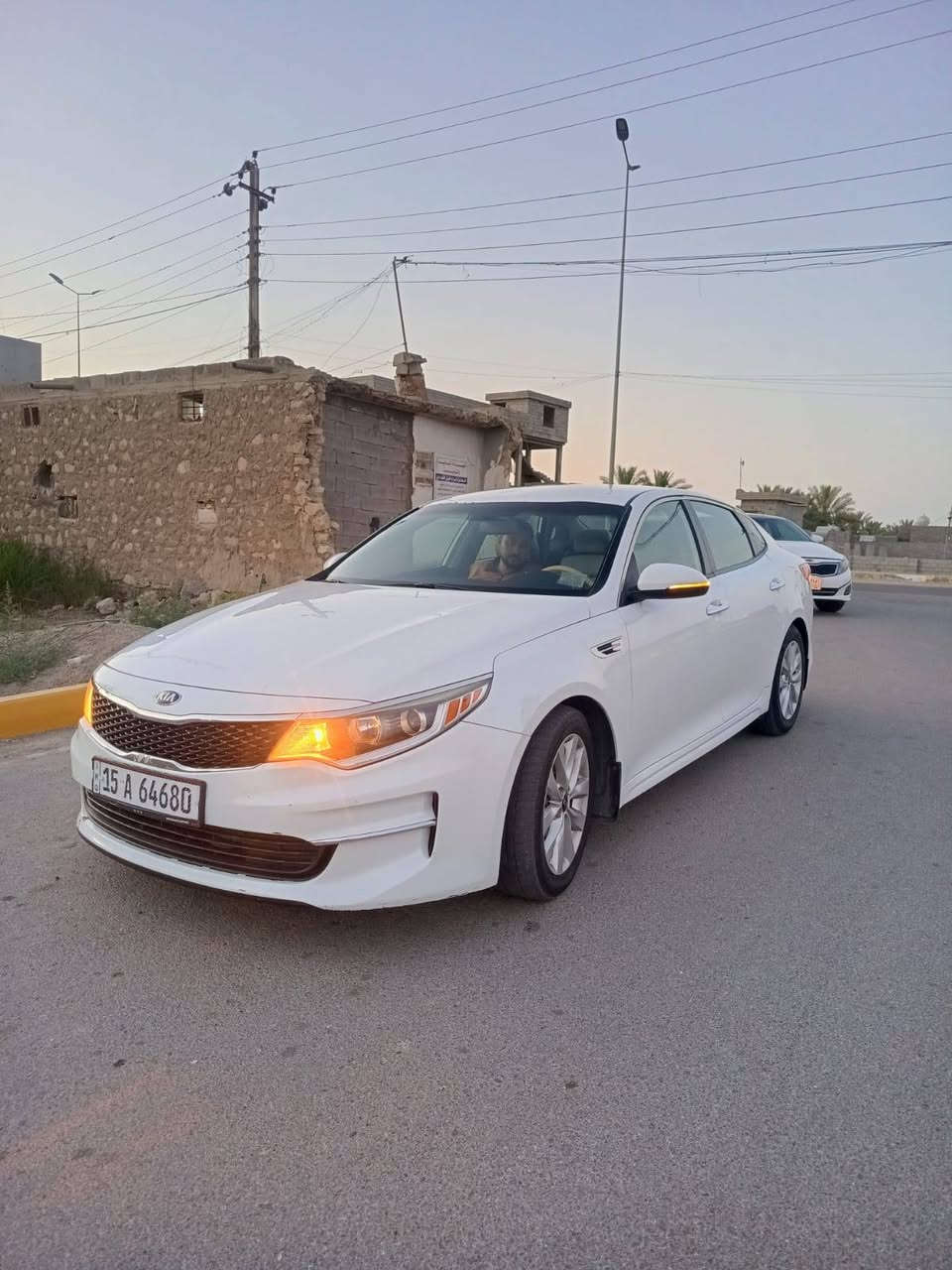 كيا اوبتما وراد امريكي 2018 ليبل واحد محرك 2400 بيهه بارد خفيف مكان السيارة الرمادي الصوفيه تبريد ثلج  صاحب السياره ***********
