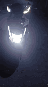 السلام عليكم سكنس صيني للبيع ما مفتوحه تواير نضاف دراجه تشتغل وكلشي مابيه عوزه ترتيب كفرات وكهربائيات سعر 150 وبيهه مجال مكاني ناصريه مركز ***********
