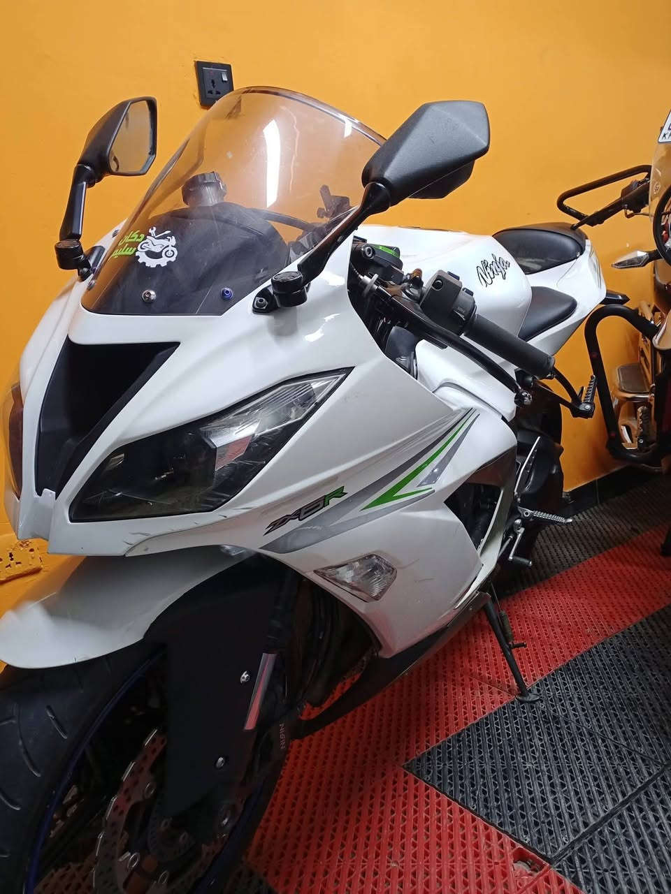 السلام عليكم اخوان
للبيع كاوسكي نينجا 2016

5وضعيات للقياده 

نظام ABS

نظام سكيورتي 

دراجه ماشيه 60الف حقيقي 

مكفوله كفاله عامه ما عدا كفر يسرى تجاري فقط 

دراجه نضافه 10/10

والسعر نار

لتواصل/***********
