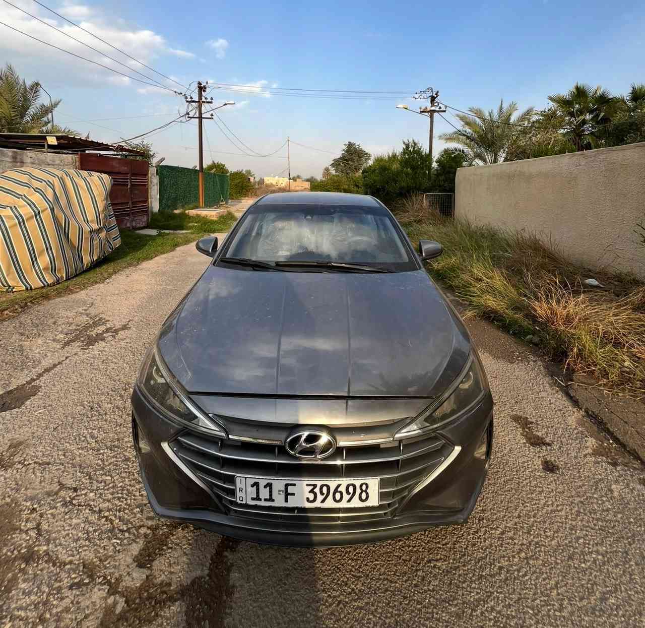 السلام عليكم النترا مديل  2020  لون رصاصي جديده ماشيه 67 فقط للبيع  مكفول من الجراد مابيها اي جراد رقمها بغداد انكليزي جديد بسمي  هزه جديده تحويل مباشر محرك وكير خير من الله جدد
محرك 2000 دوش المرغوب ✅
كير 8 نمر ✅
مابيها ولا شوي جراد ✅
3 انضمه قياده ✅
رادارات ✅
تحديد مسار✅
شاشه كبيره وكامره بلادي ✅
تبريد ثلج ✅
5 ويلكب ✅
تخم تايرات ✅
صدر امامي خلفي بوضع الوكاله ✅
ماشيه 67 ✅
السياره حيلل حيل جديده ومال بيت مماشيه هواي بعدها ع وضع الشركه حادثها شويه بل بنيد ونصبغ البنيد فقط باقي السياره كفاله عامه من كلشييي عله وضع الشركه ترايها مال زيرو السعر 125 
العنوان بغداد قرب مرور التاجيات غير متواجد عل نت  والواتساب فقط عل رصيد الشراي يتصل عل رقم ويتدلل 
***********
