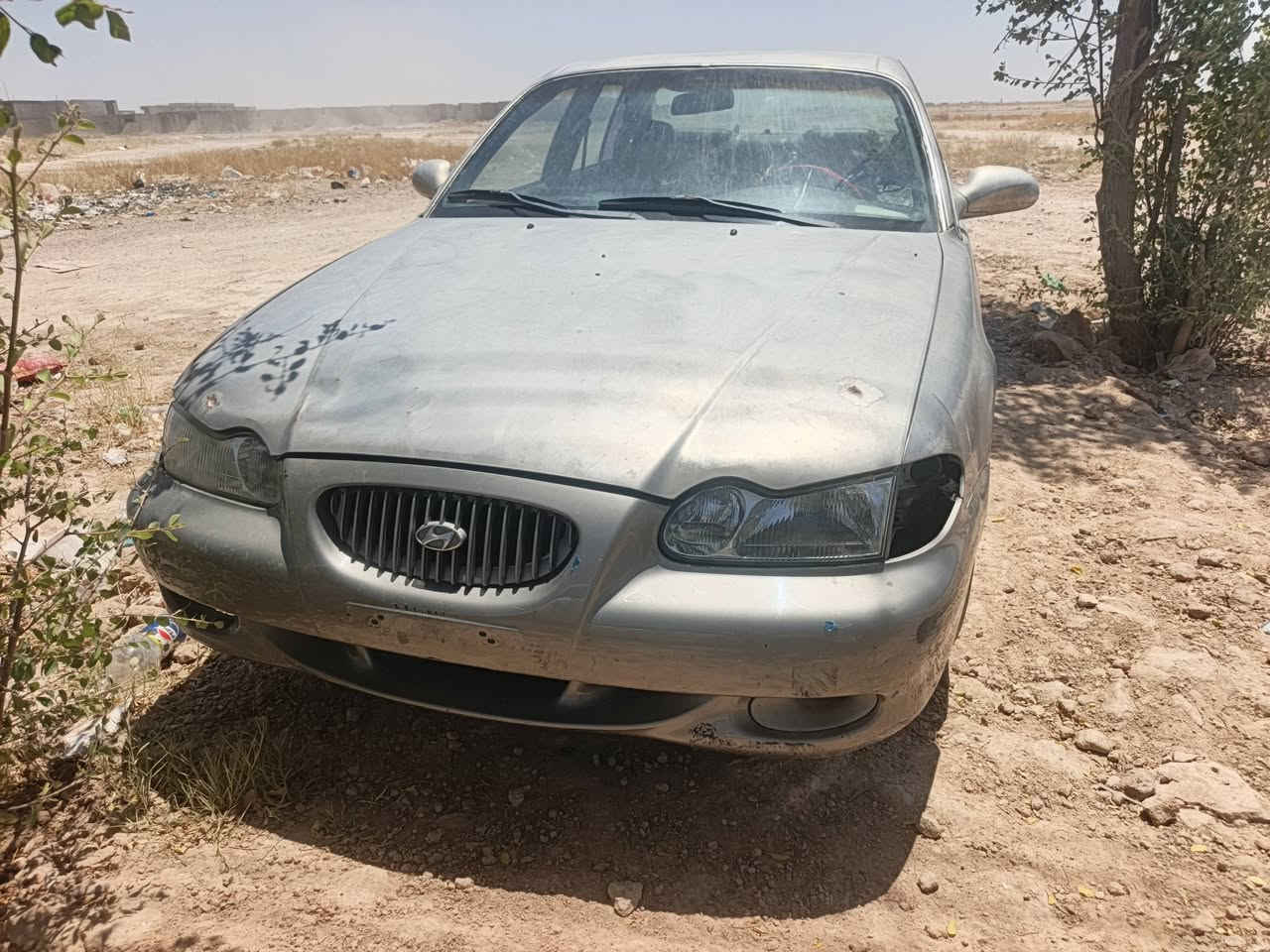 السلام عليكم 
سوناتا مغولي موديل ٢٠٠٠ للبيع محرك كير صدر تخم تاير 
رقم صلاح الدين الماني 
٢٠ وبيهه مجال ***********
