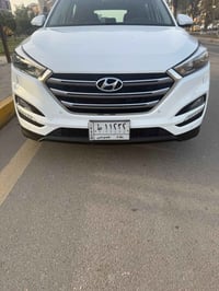 سللام عليكم  توسان خليجي موديل ٢٠١٧مكفوله سياره من ضربه وصبغ مواصفات ف...