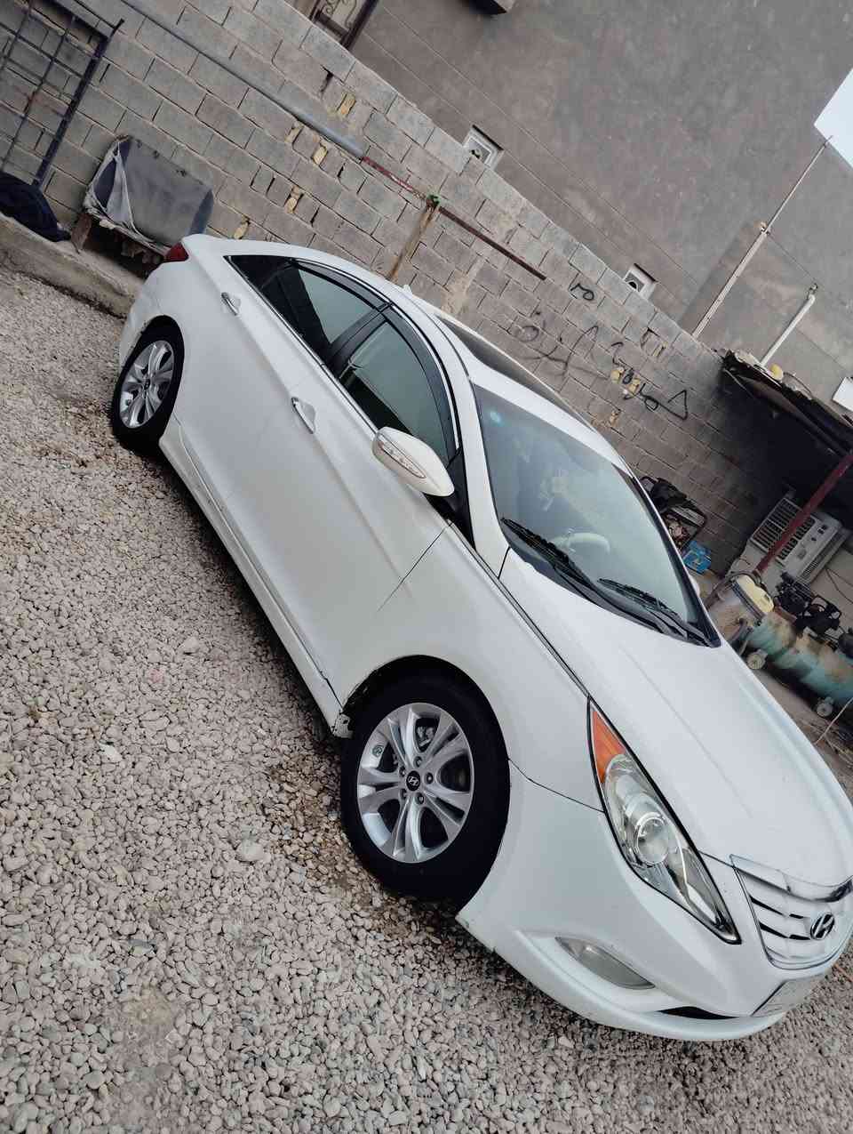 سلام عليكم سوناته لبيع موديل 11 سياره فول امريكيه بيه 3قطع رقم بغداد ستفسار أكثر ***********سعر 107وبيه مجال
