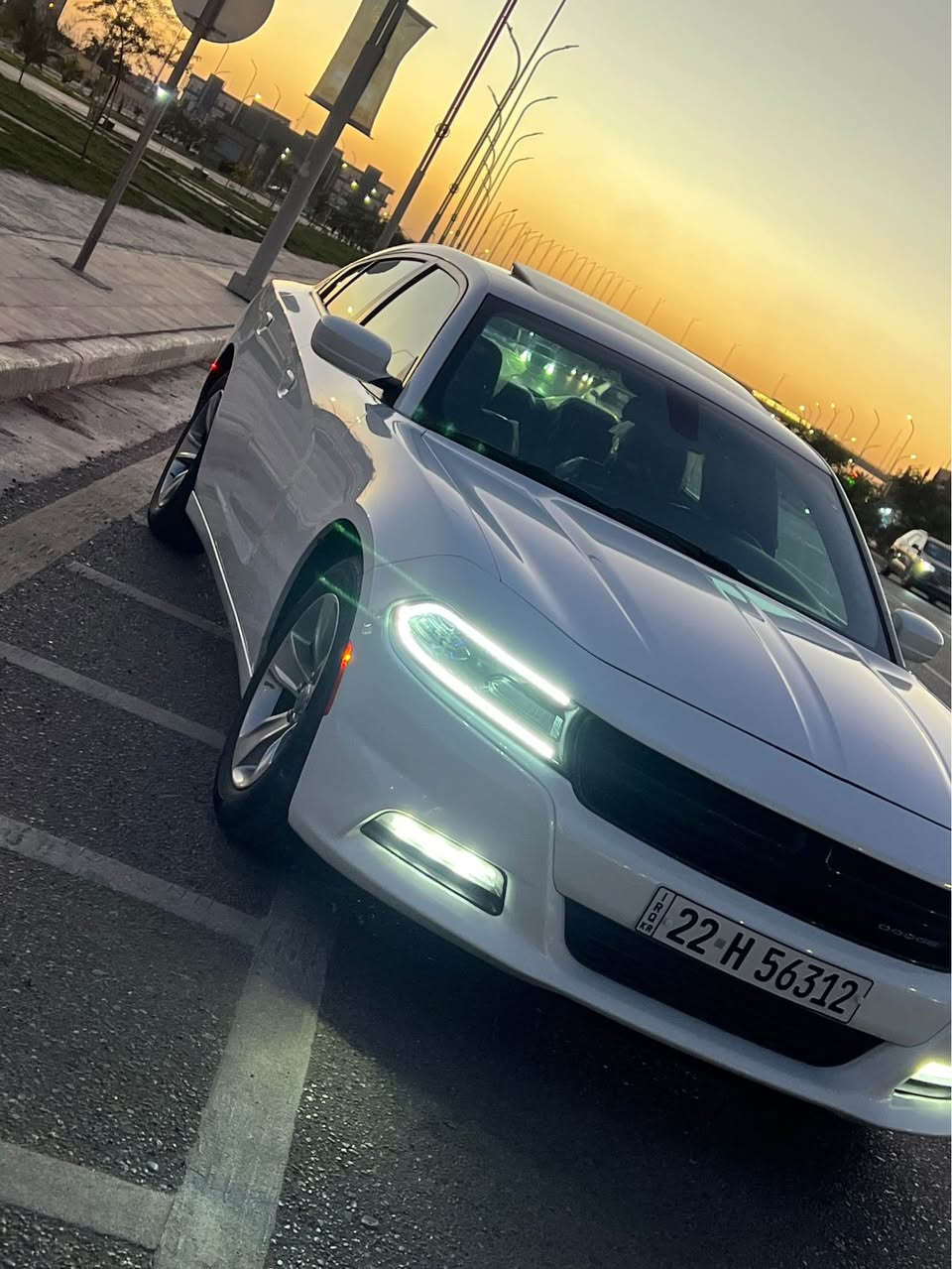 سلام عليكم 
بس ليدور جديد ومكفول 
جارجر 2018 sxt بلاص فول مواصفات معروف مواصفات لبلاص حتا نقطه عمياء كفاله عامه كلش حتا دعاميات ماشيه  57 الف اربيل بسم شركه تريد تحويل تريد وكاله حاضر سياره كفاله عاامه كلش العنوان البصره المعقل سعر 268 📞*********** البصرة, العراق
