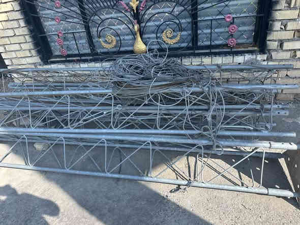 حديد ٣٥G نضيف كلش  ٢١ متر مع اسلاك وفراكات كامله سعره ب ٢٥٠ الف قفل 
موجود خاص واتساب وهاذه رقمي ***********
