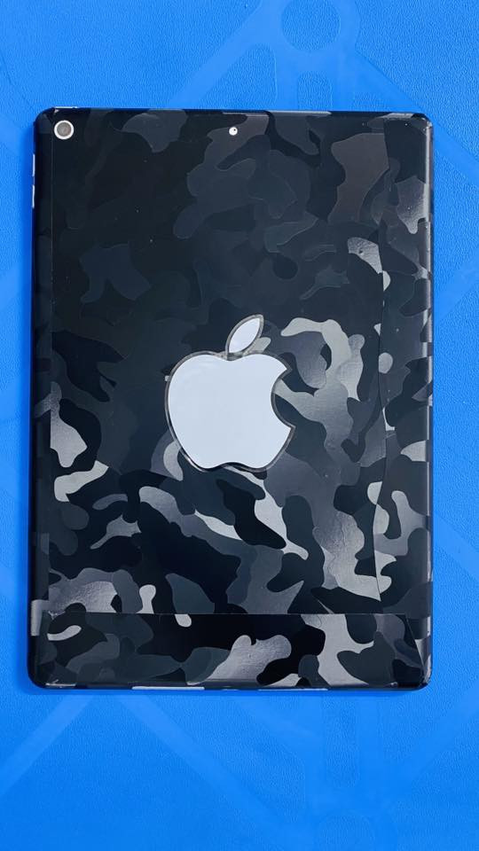 السلام عليكم ايباد 9 تحديث 18.2.1 ذاكرة 64 نظيف كلش شخط ما بي ما منزل بي ببجي ابد فقط يوتيوب للدراسه مغلف الضهر اذا شراي تجيني تريد تشلع الضهر عادي كرتونته ويا وكيبل  السعر 250 وبي مجال مكاني بغداد الحسينية اذا مكانك قريب عليه اكدر اوصله الك حسب منطقتك للعلم اني محتاج واريد ابيعه مو اشتغل بيهن مراسله او اتصال ***********
