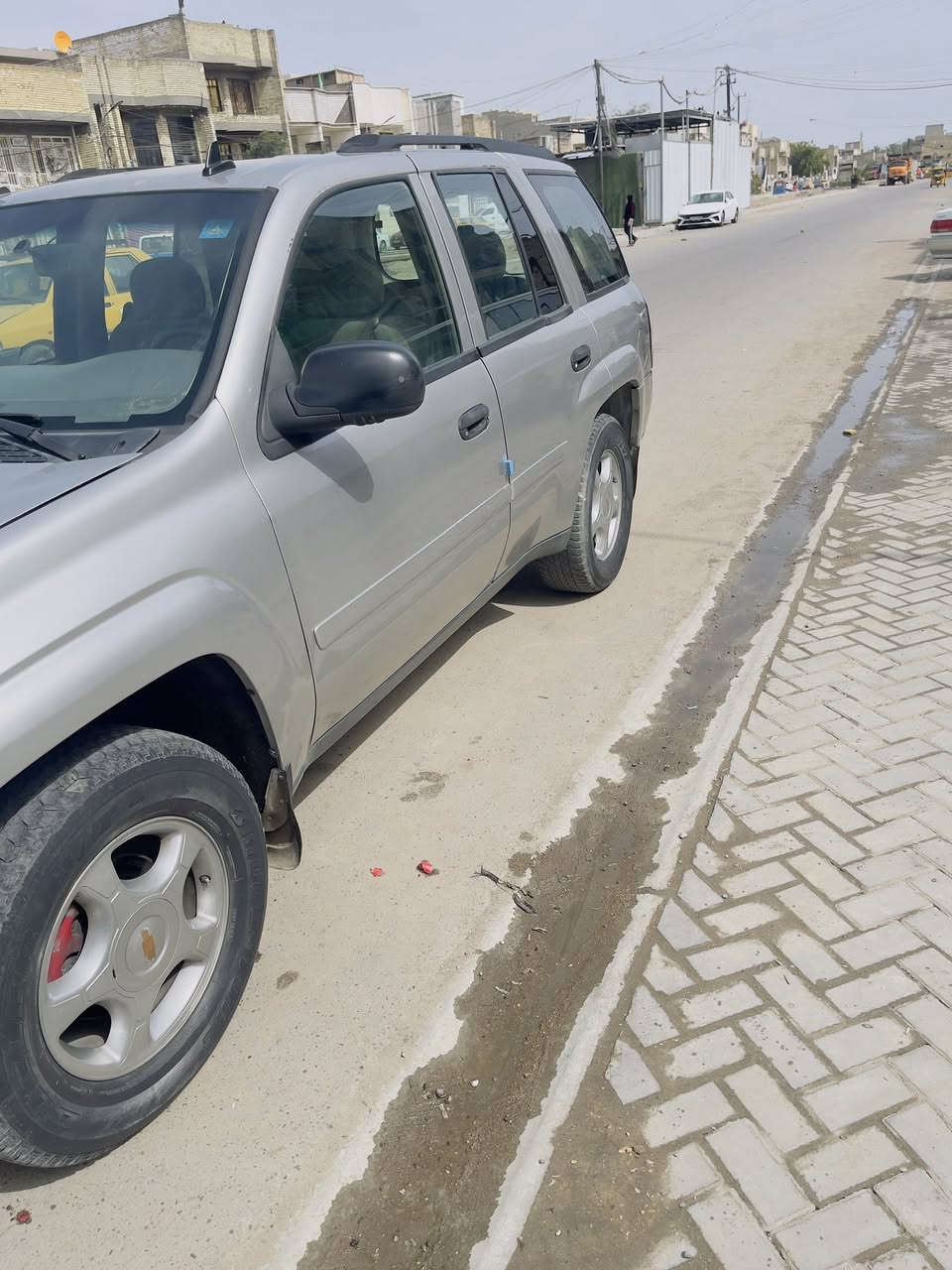 بلايزر للبيع مكينة كير تبريد كلهة شغالة مديل 7رقم ديالى مشروع وطني بسمي جاهزة سعر 80         *********** مكان السيارة بغداد
