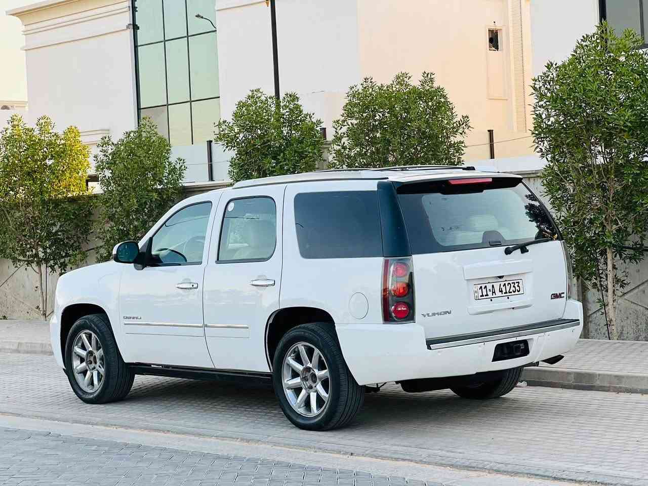 (بيع فقط ) جي ام سي يوگن دنلي ابتر موديل 2013 خليجي السعر 208 وبيها مجال رقم بغداد الدولي تحويل مباشر سنويه لل29 فول مواصفات 1/1 اعله فئه فتحه دوس كهربائيه دواخل بيجي جنطه كهرباء كشنات جلد تدفئه وتبريد شاشه حساسات تحكم ستيرن محرك وكير مكفولات 5300 المرغوب حداديه جديده تخم تاير جديد تبريد ثلج مكفول ضربه وصبغ وتبديل مكاني كربلاء المقدسه لاستفسار *********** بيع فقط اعتذر عن المراوس
