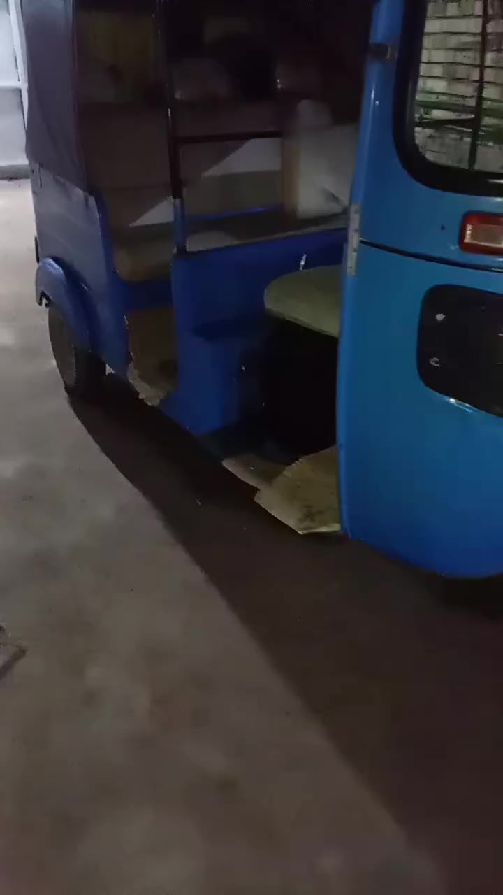 تكتك البيع باجاج موديل 2020مكينه مال 22مجفته مره وحده بوشه وبستم وبيه باردات وبه بلصفحه معجون شوي مو كلها رقمي ***********رصيد778 284 8571
