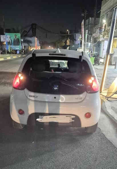 جيلي باندا ٢٠١٣ للبيع..
رقم بغداد  السنويه بأسمي ثاني يوم التحويل 
السعر  ٤٨ ورقة وبيها مجال ان شاء الله 
العنوان : بغداد / حي تونس/ أفاق عربية 
للأستفسار    ***********
