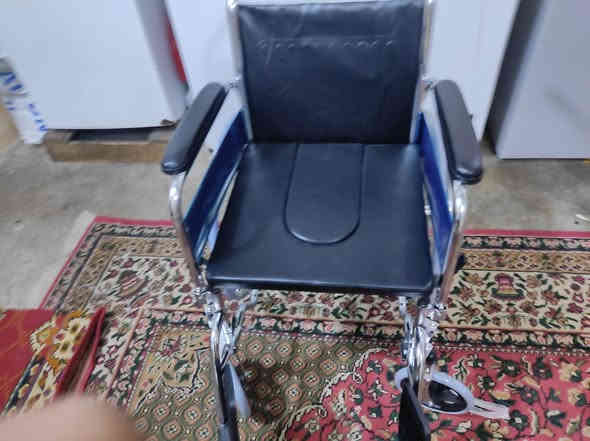 كرسي بيع 250 في النجف 
***********
