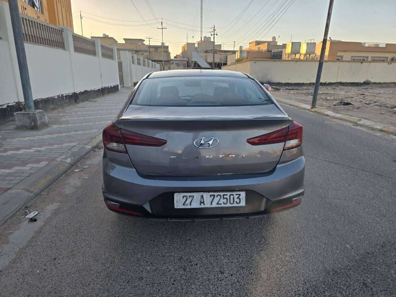 السلام عليكم الانتره للبيع موديل 2020السياره وارد امريكي بيه مكانات صبغ ابيع حزام السياره جديده مال جناي كير مكينه حداديه تخم تاير كله جديد كهربائيات كله جديد وشغال السياره موجوده في كربلاء السعر 98وبيه مجال رقم الهاتف***********
