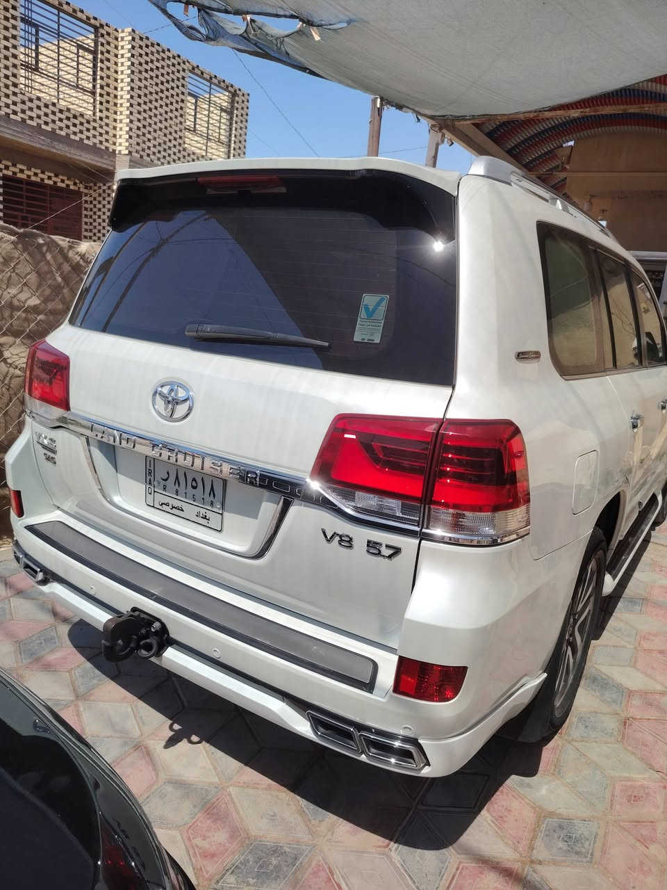 لاندكروز 2021 VXS اعلى فئة مواصفات لكزز  SAS الفخامه
محرك 8سلندر 5.7 
جكات
مقاعد تبريد
5 كامرات
داخل بيجي 
دشبول ليزري
فتحة سلايت
مقاعد جلد تدفاء تبريد  
كشنات خزن
كشنات كهرباء 3 دكم 
بصمة تشغيل وابواب
8 ايرباك
سستم سماعات GBL
نظام معالجه الهواء تنقيه هواء التبريد
14 سماعة
شحن لاسلكي
انظمة ايكو وسبورت وتسارع 
جنطة كهرباء شفط
زراك لايت
طفاية
استيرن كهرباء
ثلاجة فريز
7 راكب 
تبريد مركزي 
أناره لدد قدم داخلية
3 شاشات
فور ويل 4X4
مري كهرباء شفط قلاب واشارة بالمري
تحكمات فول السيارة
حساسات امامي وخلفي
لايتات زنون عدسة متحركة
كشاف زنون
باقي مواصفات لاندكروزر vxs معروفة فول
اعلى فئة 
السيارة مكفولة كفالة عامة من لرصعة ولشخط وكلشي   

رقم بغداد. 

ماشية :km 100 الف حقيقي  السعر 58 $
ادير دهن الشركه وعنايه خاصه للسياره. 

رقم واتساب فقط
***********
مكان السياره محافظه النجف
ملاحظه. شاد جواها تخم دنلوب الأصلي قبل فتره قليله.
