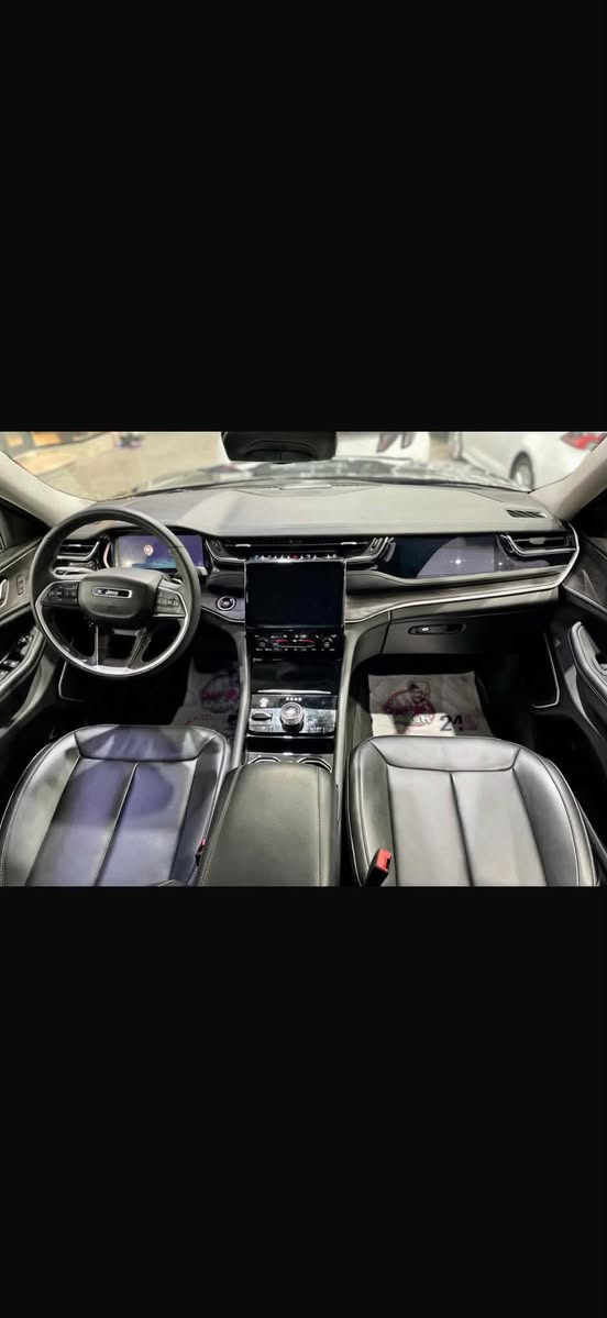 Jeep
هـايـبرد
موديل2023
ماشيه26mi
حادثها بل تاير فقط
كلش جديده السياره
السعر33500$وبيها مجال
***********☎️
