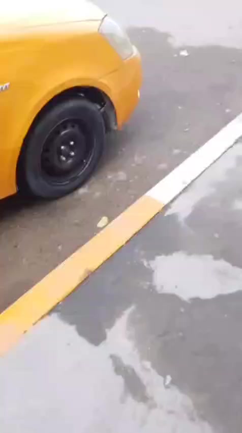 السلام عليكم من رخصه مدير لكروب متاح جيلي اف سي مكينه الماني كير عادي صدر جديد كله مال كورله اكلج كورله رقم بغداد انكليزي تحويل مباشر مديل 11 سعر 38 استفسار ***********
