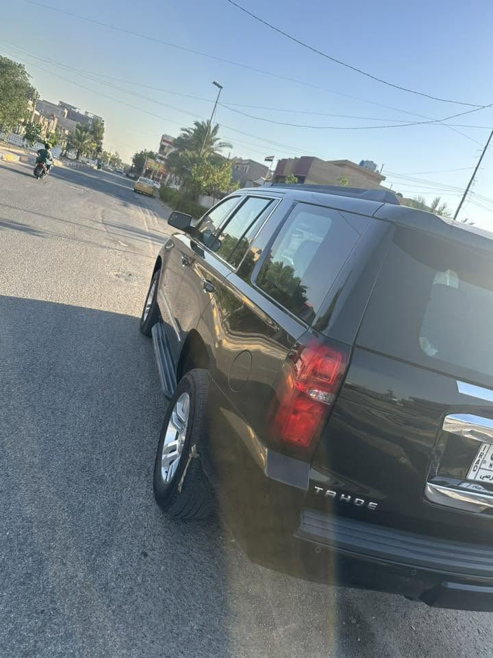 السلام عليكم
تاهو موديل ٢٠٢٠ LSخليجي
ومعرفة مواصفاتها 
كشنات كهرباء 
گير ١٠ نمر
حساس امامي خلفي
بيها تبديل جاملغ لون اثر طخة
والبنيد انصبغ 
وبارد جاملغ خلفي كلش قليل ميبين
كير محرك دواخل مكفولة 
رقم بغداد باسمنه
ماشيه ١٨٠ كيلو
السعر ٣١٠$
اتصال ***********
