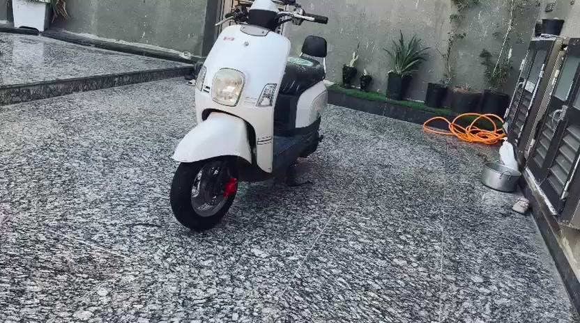 سلام عليكم
دراجه بوليس للبيع 

مكفوله كفاله عامه 

شلعه ومعدل فول  

ما ناقصها اي شي  بيع او مراوس بماكس عدله حسب القناعة

السعر مليون و50 

تواصل خاص او واتساب***********
