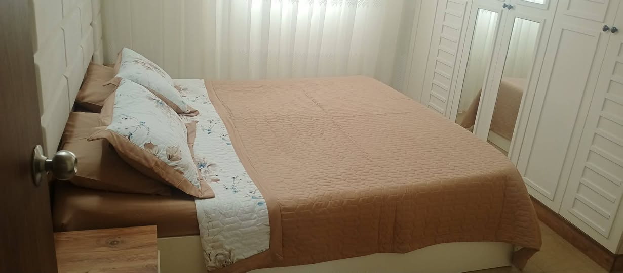 غرفه جديده جدا نظيفه 5قطع
للبيع لغرض الانتقال ماخذينهه مليون و500 

للبيع ب700 بيهه مجال بسيط للشراي

رجاءا الموشراي لايدخل خاص لان فقط وعود كاذبه.


**إذا كنت صاحب هذا الإعلان وتريد حذفه لأي سبب، رجاءا أرسل رسالة إلى الدعم الفني**