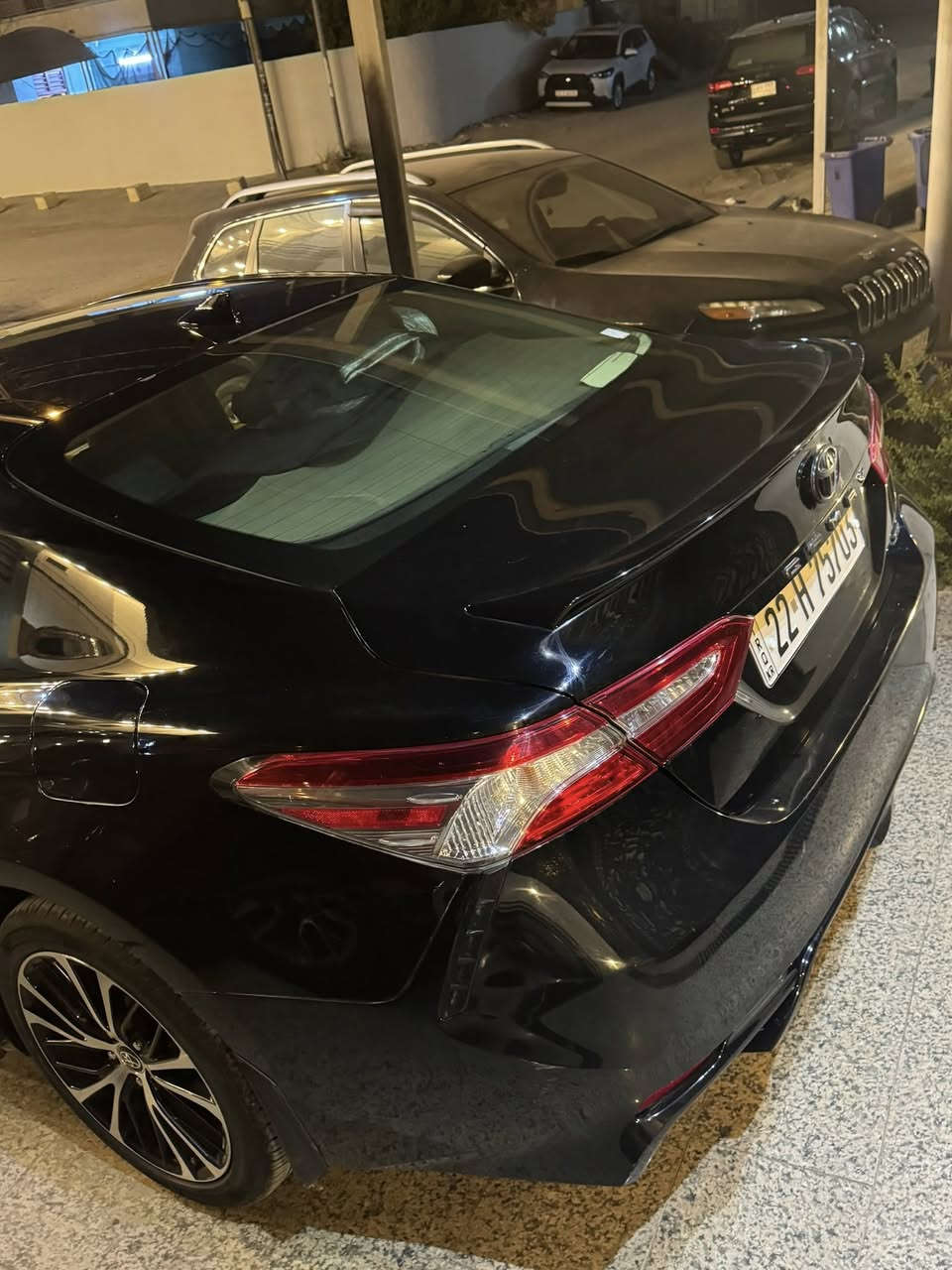 السلام عليكم
كامري 2020 وارد أمريكي حادث موضح بالصوره قطعتين والجاملغ الخلفي شويه كلير من امريكا 
رقم اربيل باسمي 
موصفات se المعروفه 
مكانها بابل حله 
سعر ١٧٦ وبيها مجال بسيط 
***********
