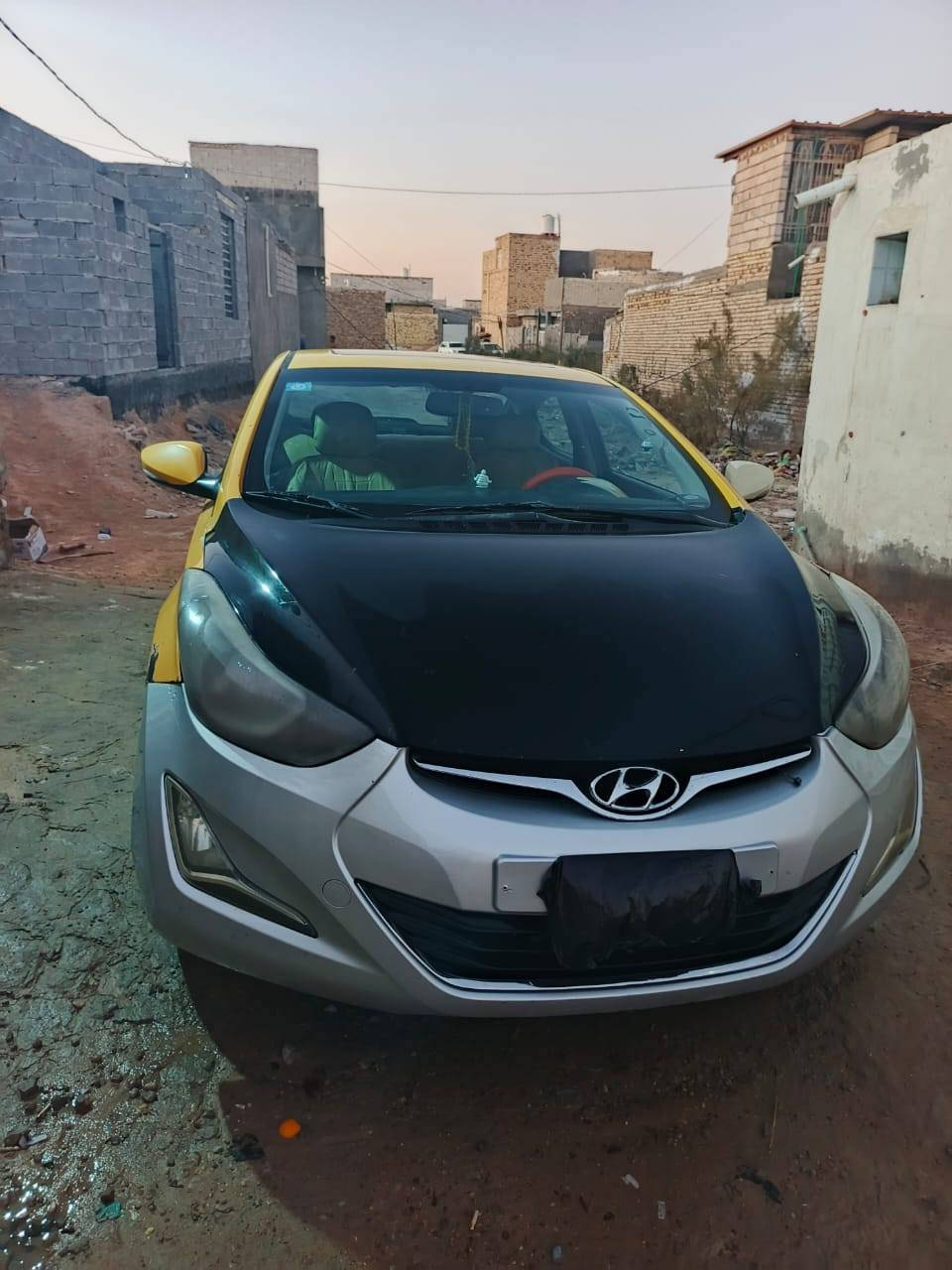 سلام عليكم سياره اللنتره وارد امريكي  مديل 2016 بيهه حادث بنيد السعر خاص اتصل على  ***********
