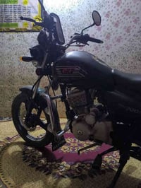 دراجة AH • موديل ١٧ • محرك ٢٠٠